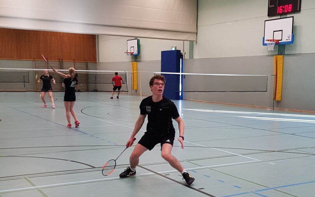 Gut gespielt, dennoch muss ein Team der HTV-Badminton um den Klassenerhalt bangen