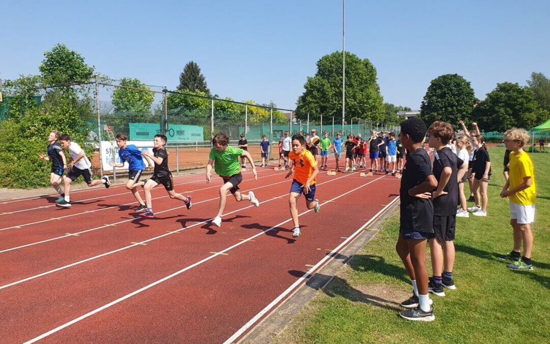 Leichtathletik: Stadtschulmeisterschaften auf unserem Platz